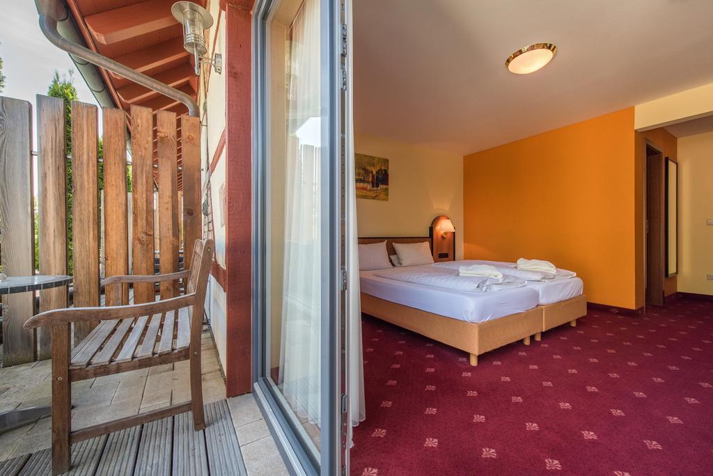 Landhotel Und Gasthof Hirsch Huettenreute Hoßkirch Zewnętrze zdjęcie
